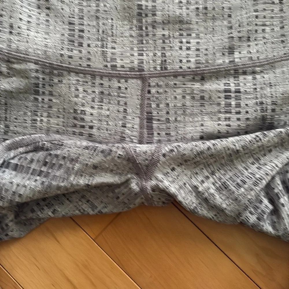 Lululemon Wunder Under High-Rise Tight 25" *Luxtreme Grey Size 6 - Picture 7 of 10